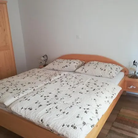 Apartma Pr' Stengarju * Bohinjska Bela
